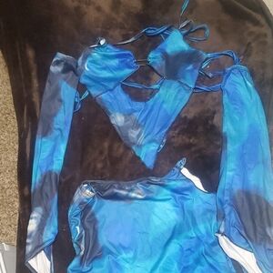Striking Blue Bikini Set with Cover-Up